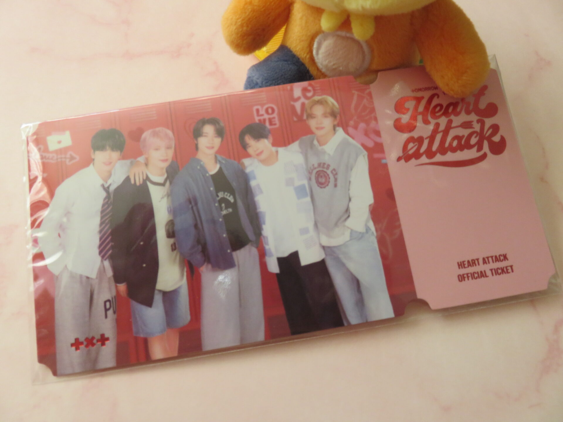 TXTのVRコンサートでハートをアタックされたイメージ目的